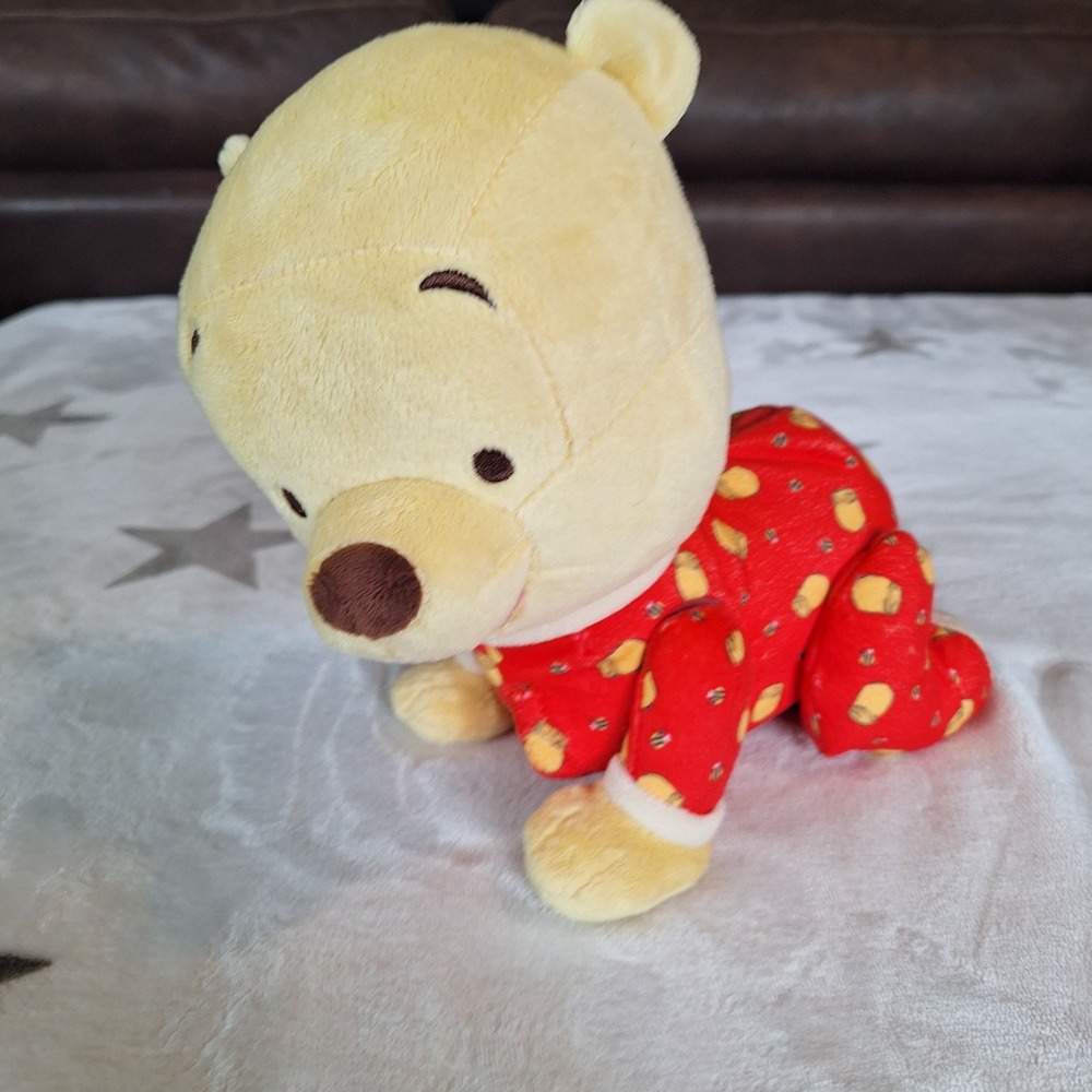 Disney Mattel Baby Winnie The Pooh "Magic Touch 'N Crawl" Crawling Talking Plush